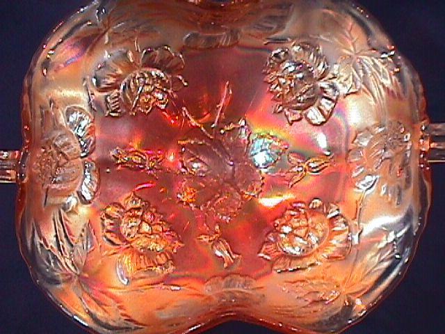 CARNIVAL GLASS WREATH of ROSES BON BON MARIGOLD FENTON