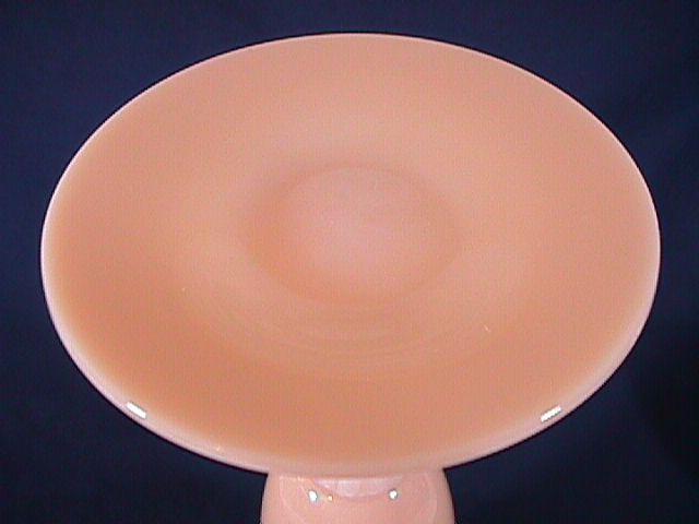 CAMBRIDGE CROWN TUSCAN KEY HOLE VASE