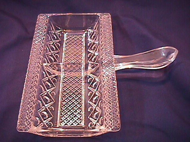 PRESSED GLASS CRACKER SERVER 2 PARTITION