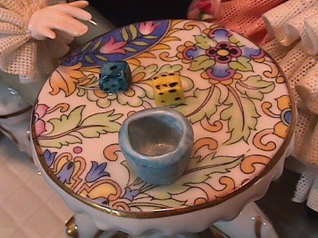 MEISSEN DRESDEN VICTORIAN LACY PORCELAIN COUPLE SHOOTING DICE RARE THEME
