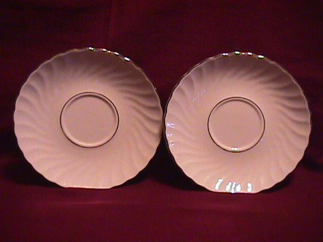 Syracuse Wedding Ring 2=Saucers