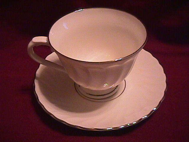 Syracuse Wedding Ring Cup & Saucer