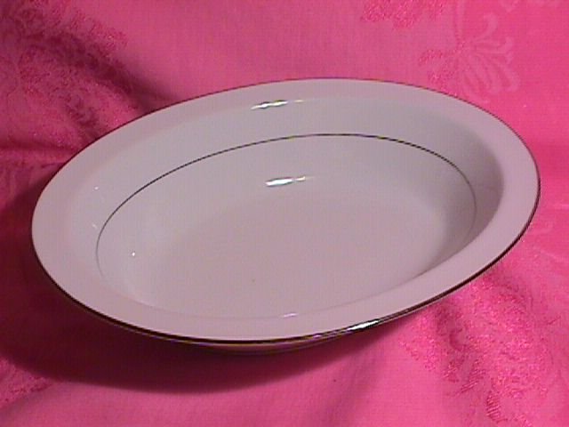 Noritake Envoy #6325 Oval Vegetable