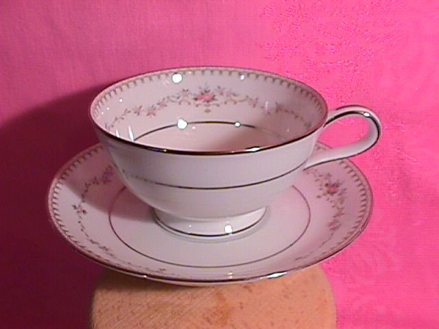 Noritake Fairmont Cup & Saucer