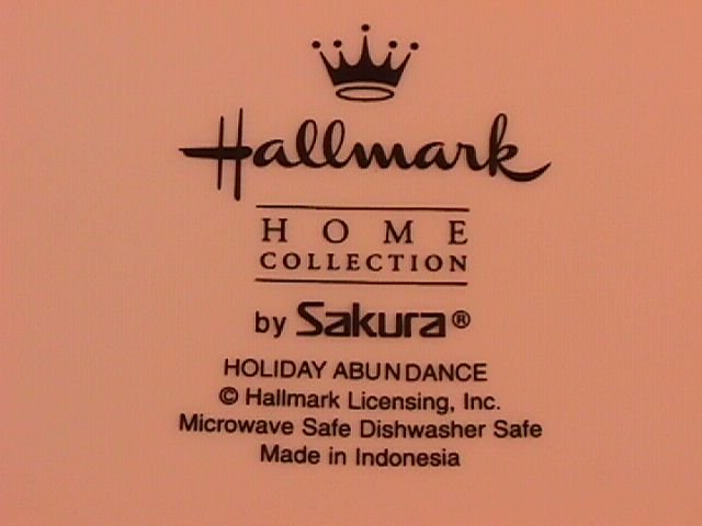 Sakura Halllmark Holiday Abundance Cake Plate
