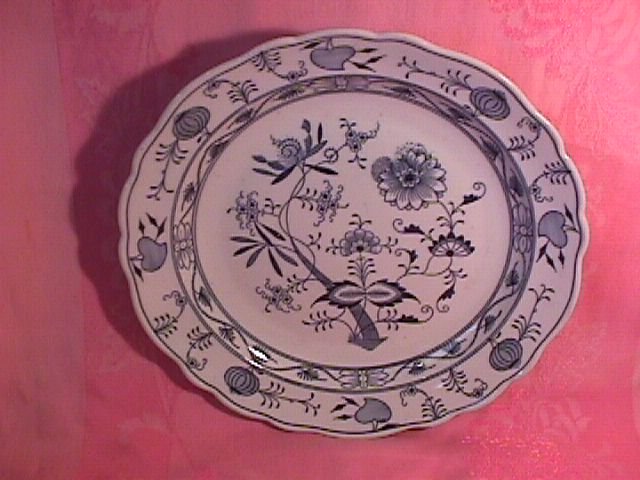 Meissen Blue Onion Chop Plate