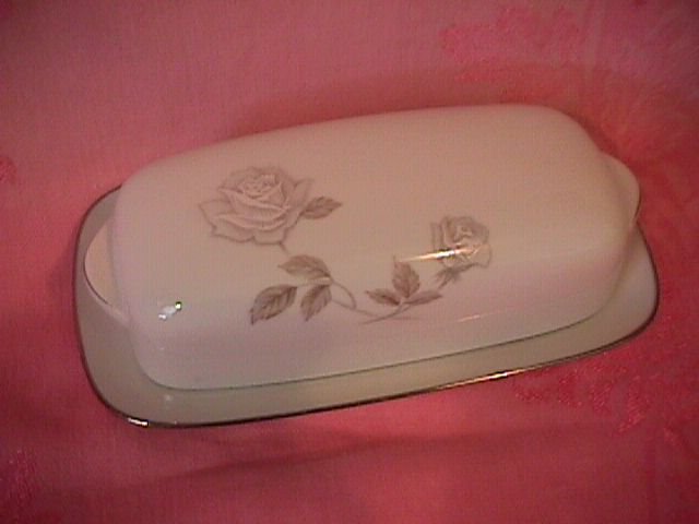 Noritake Rosay-6216 Covered Butter
