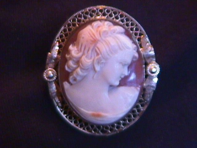 Victorian Gold-Filled Filigree Cameo Pin/Pendant