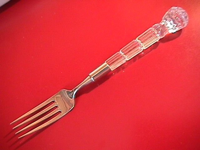 Oneida Stainless/With Lead Crystal Handle