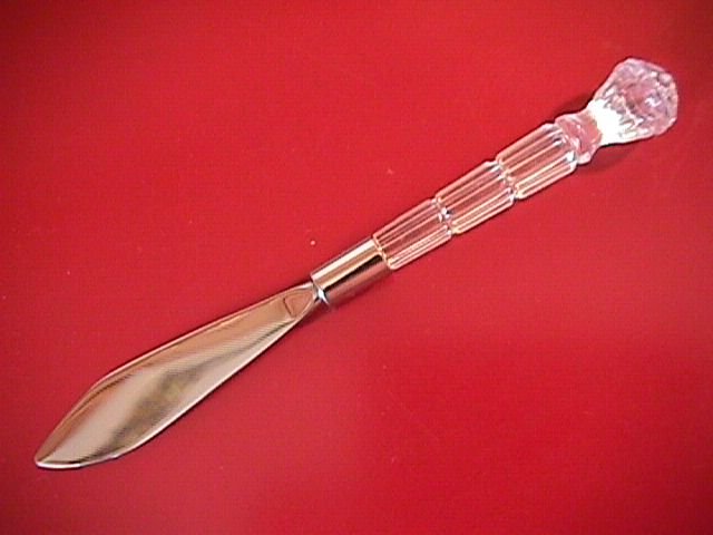 Oneida Stainless/With Lead Crystal Handle