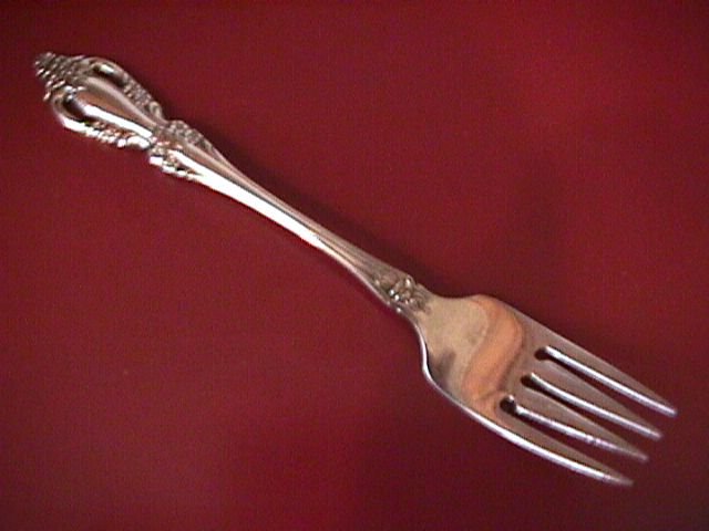 Oneida Deluxe Stainless