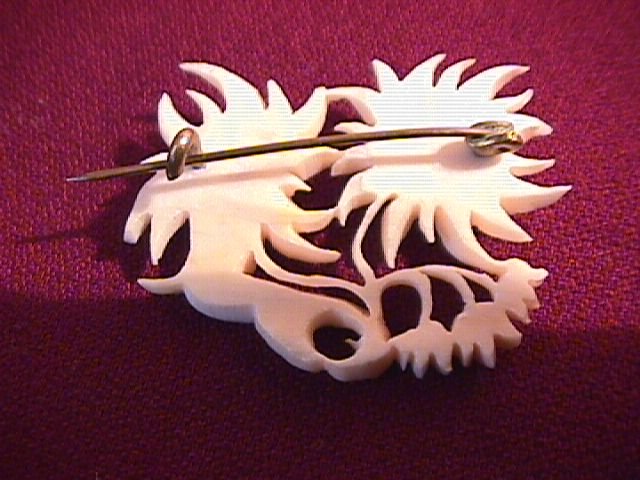 Vintage Carved Vegetable Ivory Daisy Pin.