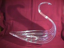 Art Verrier, Cofrac, France Crystal Swan Center Piece