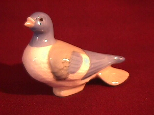 Goebel (West Germany) Bird Figurine-Pidgeon