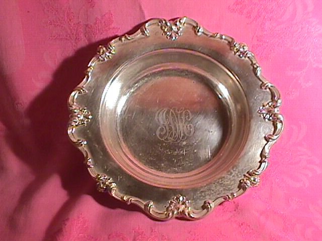 Frank M. Whiting, Sterling ( #2186 ) Centerpiece Bowl