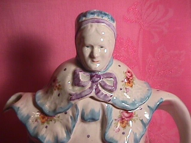 Vintage Little Old Lady=Made in England=Tea Pot