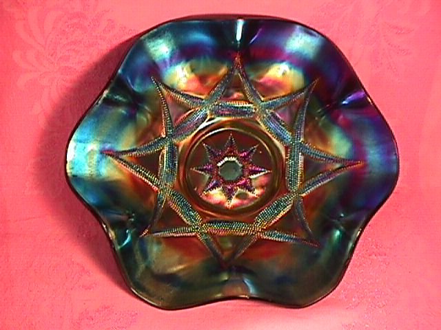 Outstanding Dugan Carnival Glass (Amethyst) Ski-Star Bowl