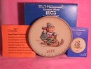 Hummel Annual Christmas Plate-1975 Mint W/Box