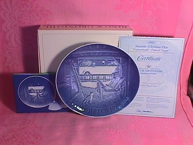 Bing & Grondahl Christmas Plate 1985-Christmas Eve At The Farmhouse