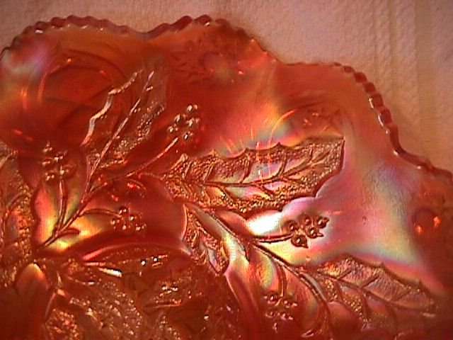Holly Whirl / Millersburg =Carnival Glass Bowl (Marigold)
