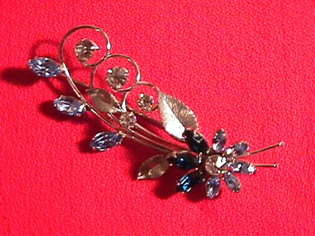 Krementz Brooch with Flower- Leaves & Blue & White Stones