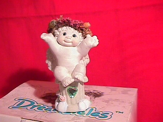 Dreamsicles Collectibles (August Peridot) Figurine