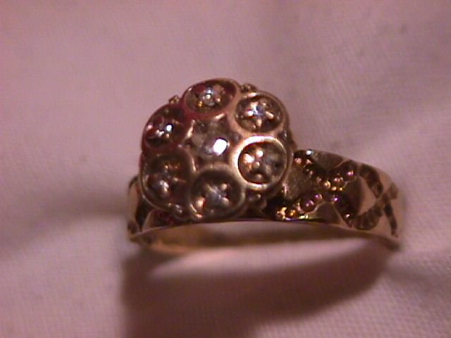 Antique 10K Gold & Diamond Wedding Ring