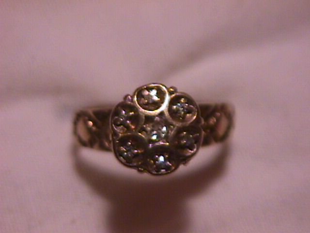 Antique 10K Gold & Diamond Wedding Ring