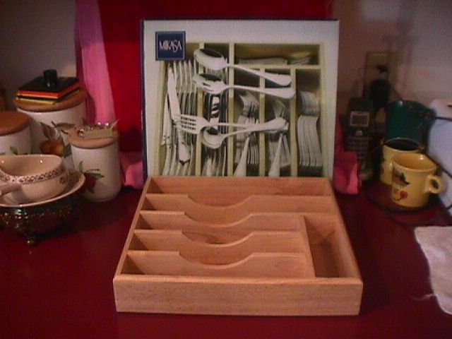 Mikasa Silverware Caddy (Solid Wood)