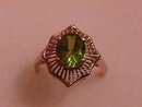 18K Solid Gold & Peridot Fine Ladies Ring