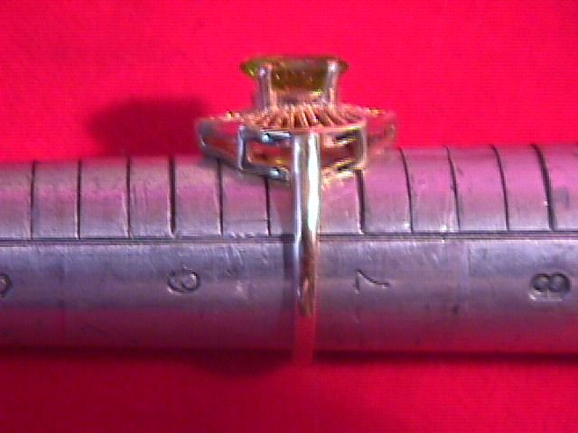18K Solid Gold & Peridot Fine Ladies Ring