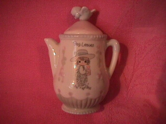 Enesco Precious Moments Spice Jar-Coffee Pot (Bay Leaves)