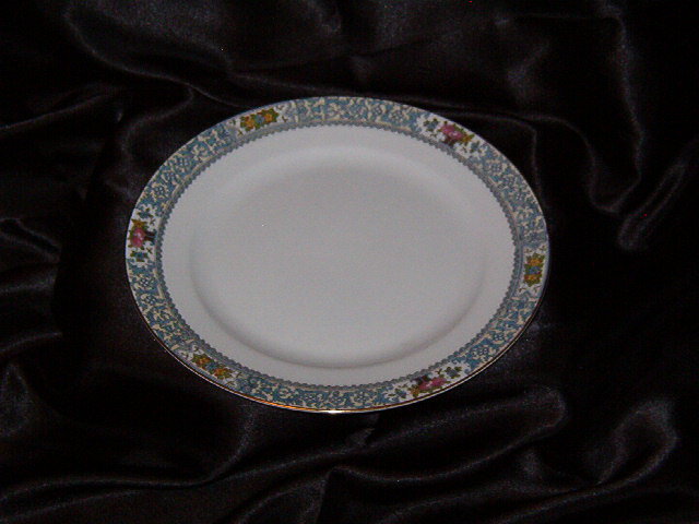 Noritake China Ellrose Dinner Plate