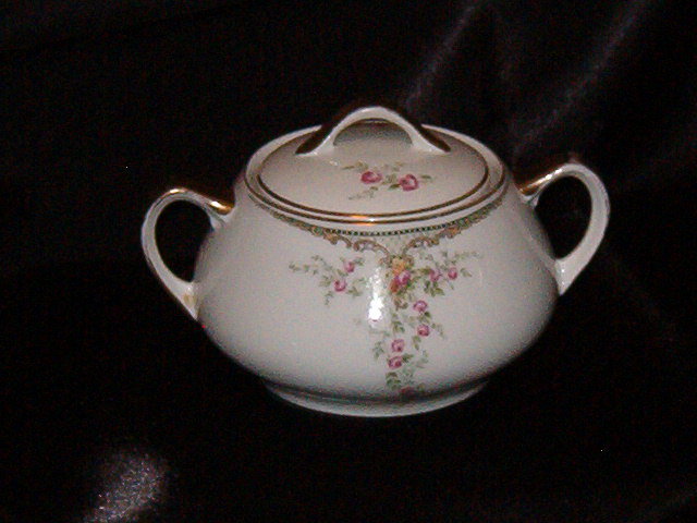 Paul Muller Albany Sugar Bowl w/Lid