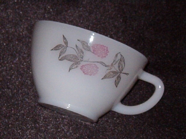 Federal Glass Co Clover Blossom Cup