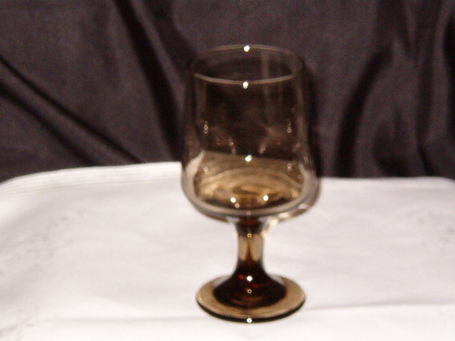 Libbey Rock Sharpe Tawny Accent Goblet