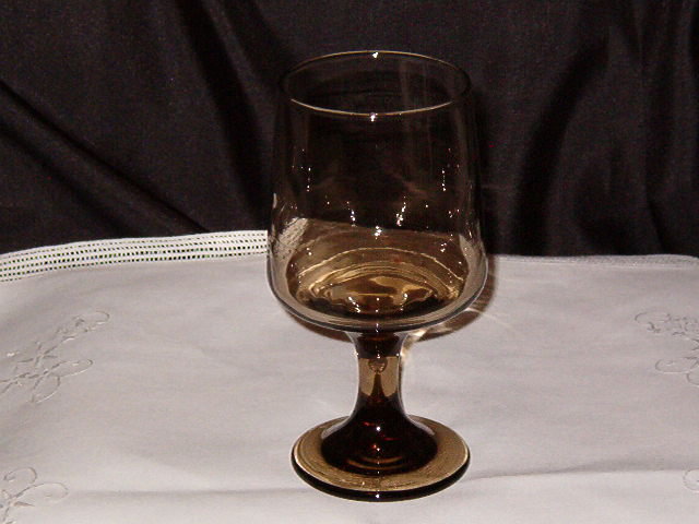 Libbey Rock Sharpe Tawny Accent Goblet