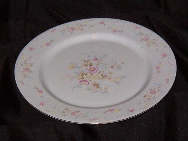 Jamestown China Romance Dinner Plate