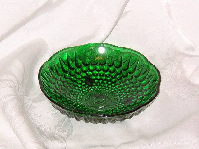 Anchor Hocking Forest Green 3 Toed Bowl