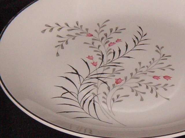 Vintage Retro Luncheon Plate