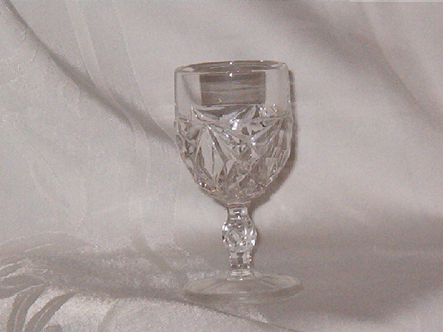 EAPG Tarentum Beveled Diamond & Star Wine