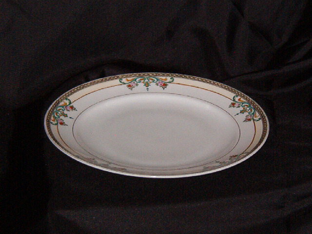 Meito China Dinner Plate