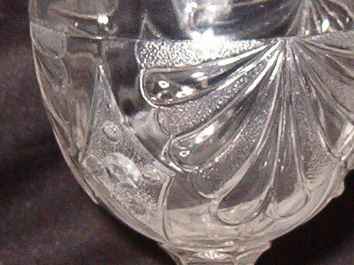 McKee Goblet Fan with Diamond Goblet