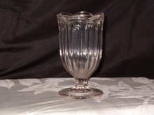 Central Glass Loop O'Hara Celery Vase