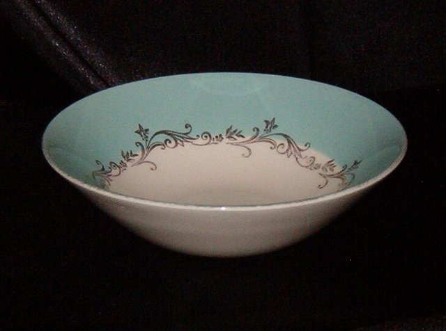 Lifetime China Gold Crown Fruit Bowl