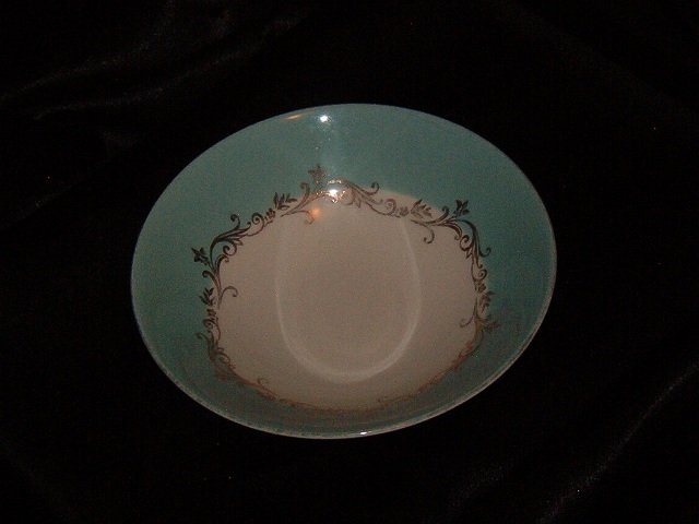 Lifetime China Gold Crown Fruit Bowl