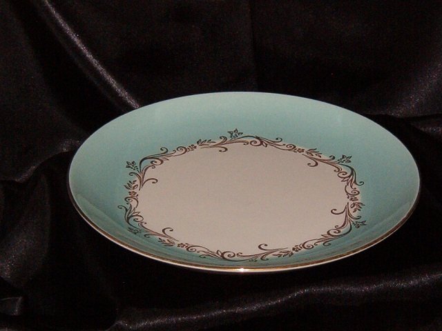 Lifetime China Gold Crown Dinner Plate