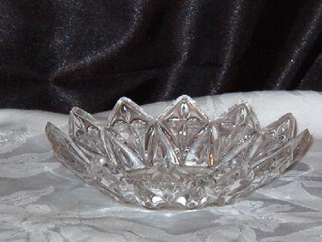 Federal Glass Petal Bowl