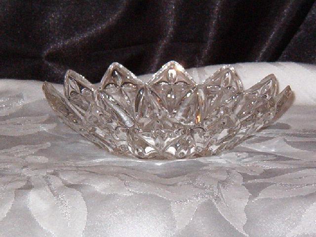 Federal Glass Petal Bowl