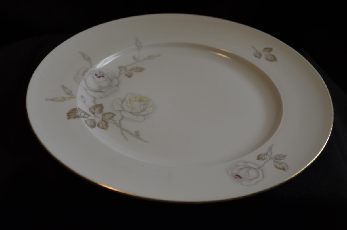 Johann Haviland Sweetheart Rose Dinner Plate